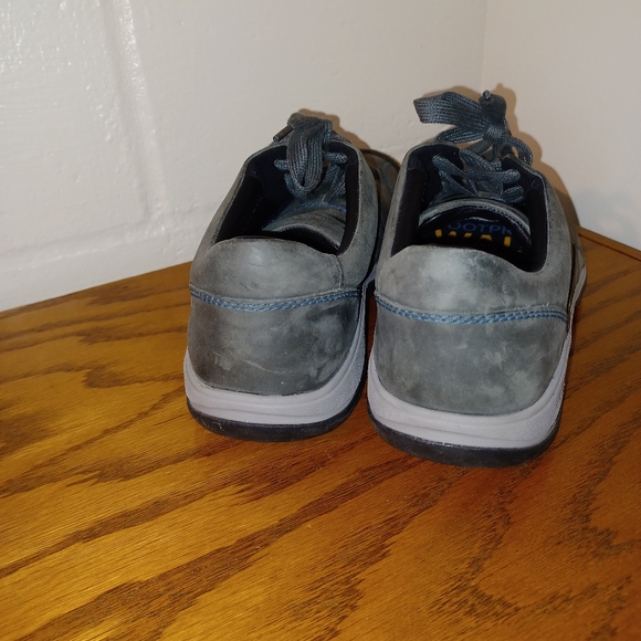 Keen lace up shoes - Picture 3 of 5